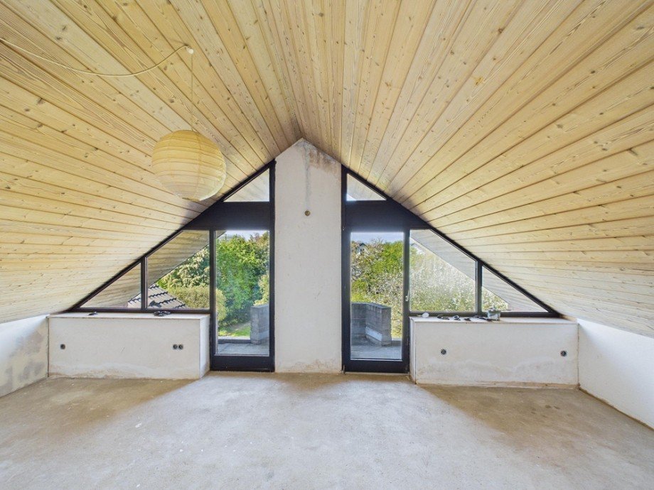 Zimmer DG Reihenmittelhaus J�lich