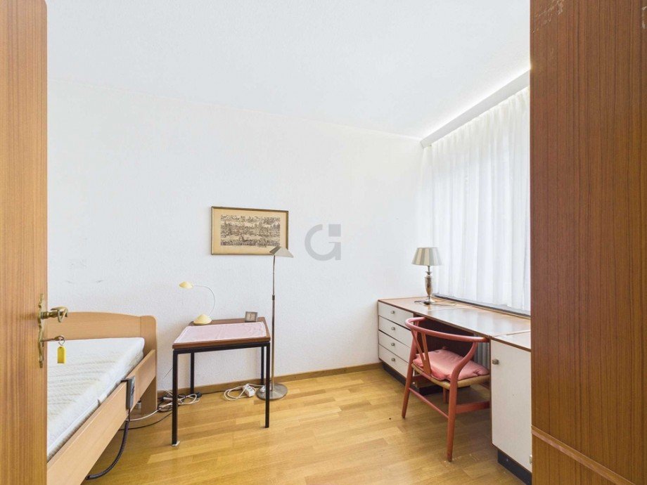 Zimmer 1 Reihenendhaus D�ren