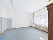 Hobbyraum links Solides Einfamilienhaus mit reichlich Potenzial
