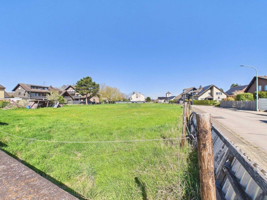 Blick von Stra�e Wohngrundst�ck Kreuzau / Stockheim