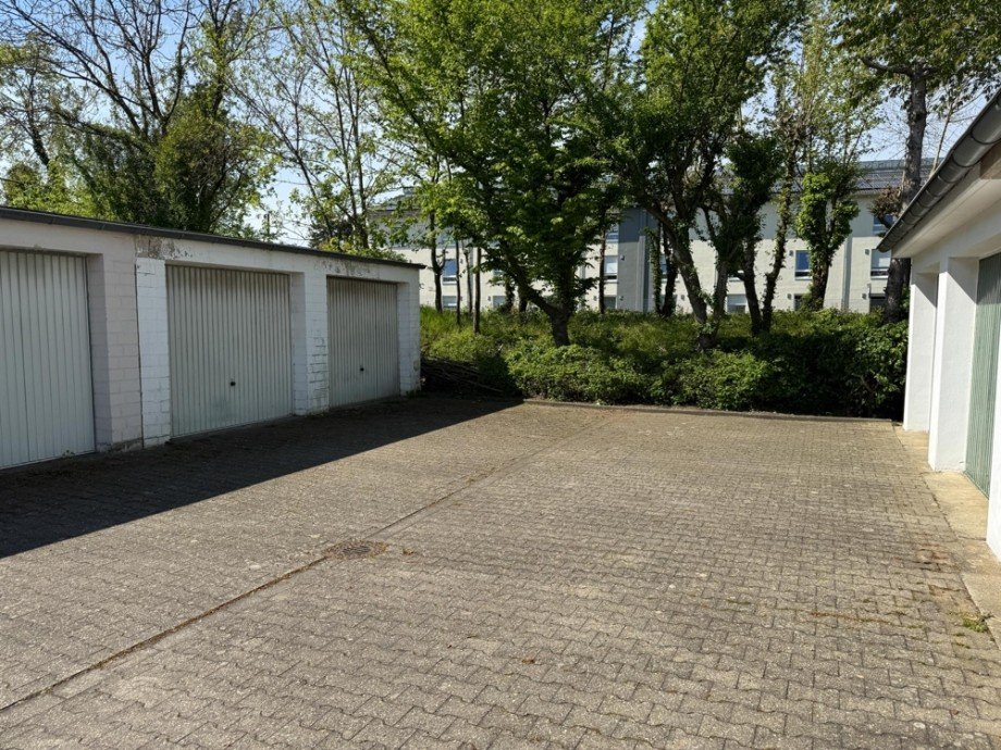 Garagen Reihenmittelhaus J�lich
