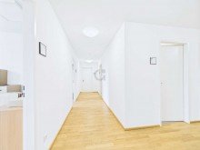 Flur (linke H�lfte) Ihre neue B�ro- bzw. Praxisfl�che in Bestlage von D�ren!