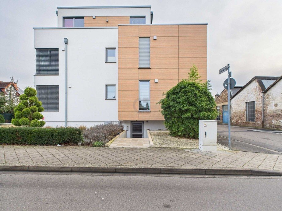 Seitenansicht Etagenwohnung D�ren / Niederau