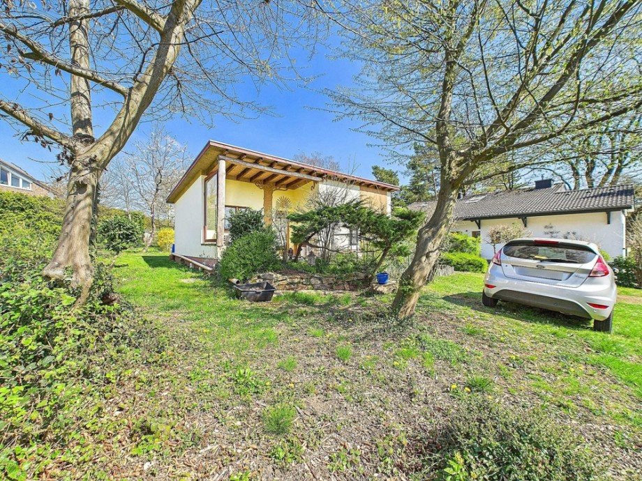 seitlicher Blick Einfamilienhaus Nideggen / Rath